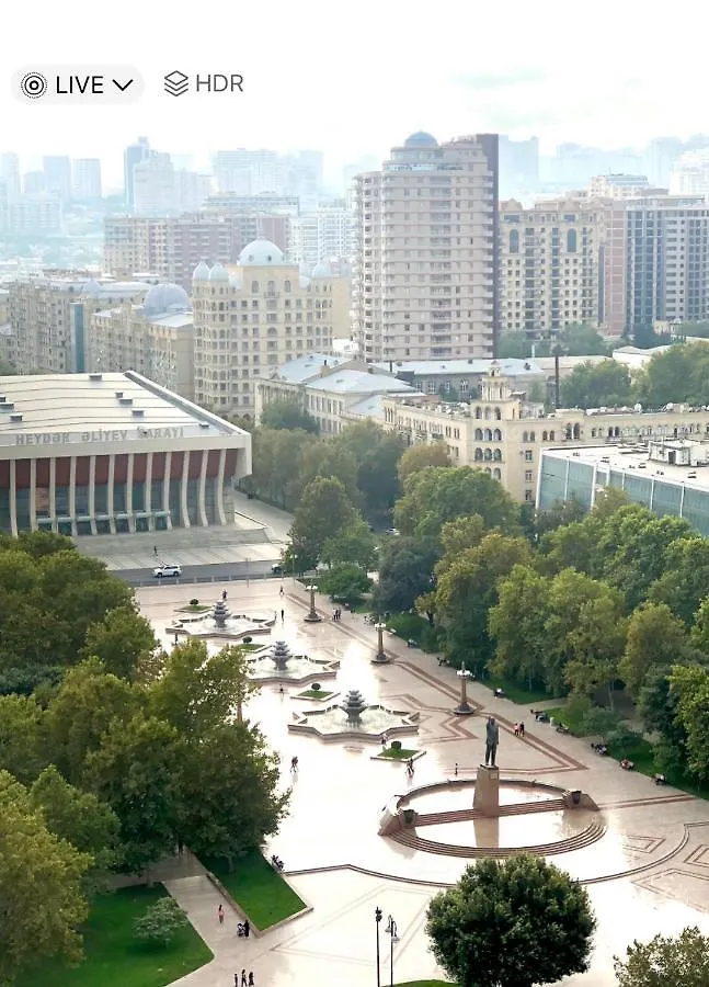 Большая и уютная квартира в центре Баку Апартаменты